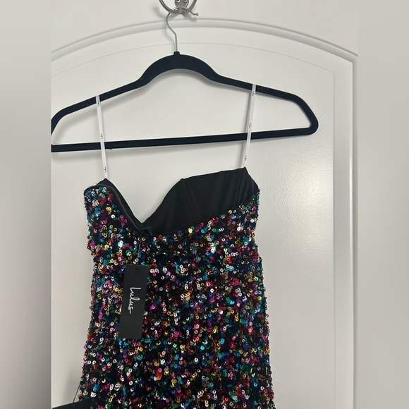 Lulu’s All that Dazzle Silver Multi Sequin Strapless Mini Dress size small NWT - Picture 11 of 15